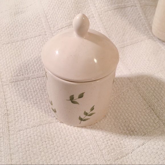 NEW cute cottage core leaf print candle - Picture 2 of 4